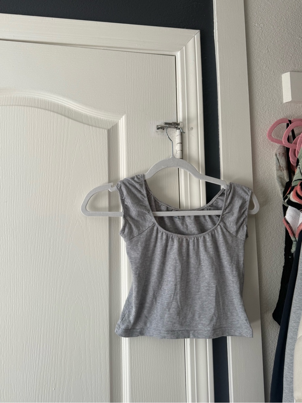 Brandy Melville Gray Scoop Neck Crop Top